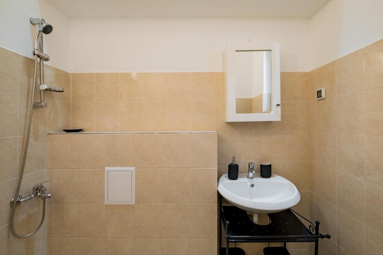Spacious 3 Bedroom Home In Sofia'S Top Center Zewnętrze zdjęcie